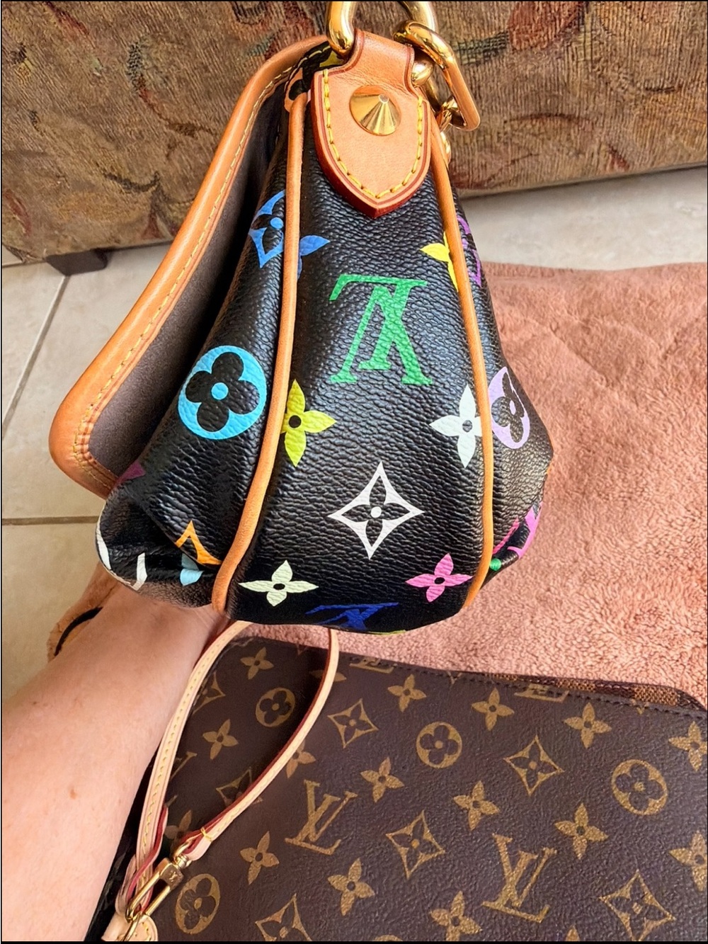 Authentic✨Louis Vuitton Murakami Multicolore
Patti Noir Black Shoulder Bag✨ - Picture 11 of 13